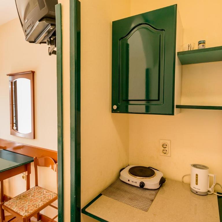 Apartments Maslina - Studio Apartment with Sea View - 12