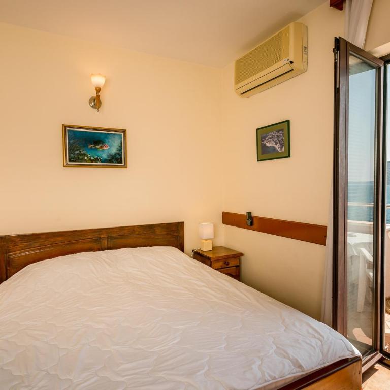 Apartments Maslina - Studio Apartment with Sea View - 18