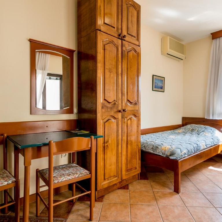 Apartments Maslina - Studio with Sofa Bed (3 Adults) - 23