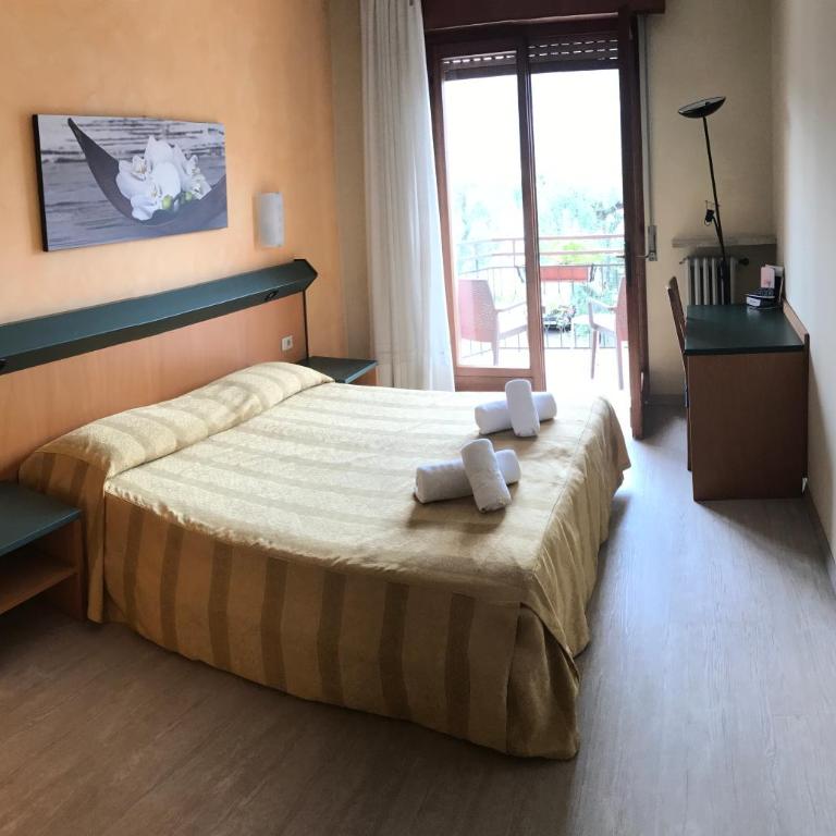 Hotel Smeraldo - Camera Matrimoniale/Doppia con Letti Singoli con Vista Lago. - 4