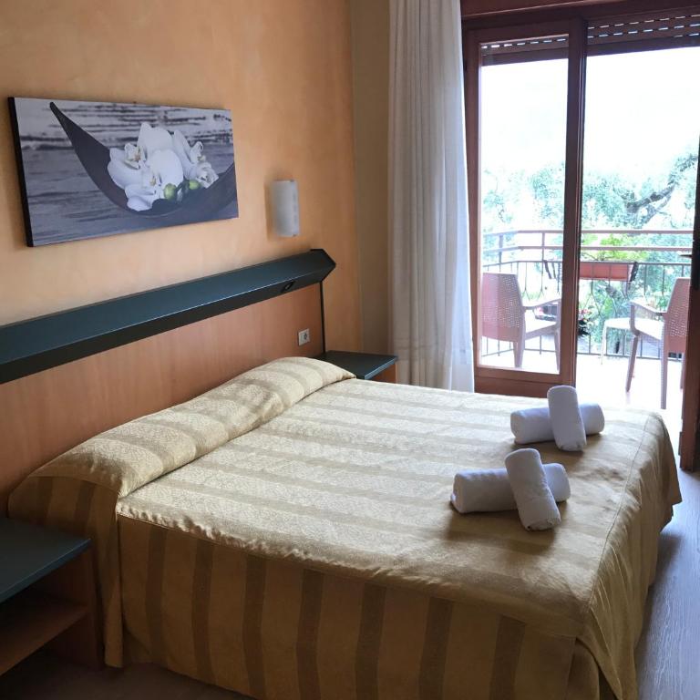 Hotel Smeraldo - Camera Matrimoniale/Doppia con Letti Singoli con Vista Lago. - 5