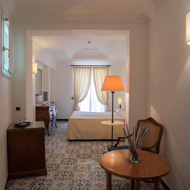 Hotel Posa Posa - Suite Angolare con Vista Mare - 1
