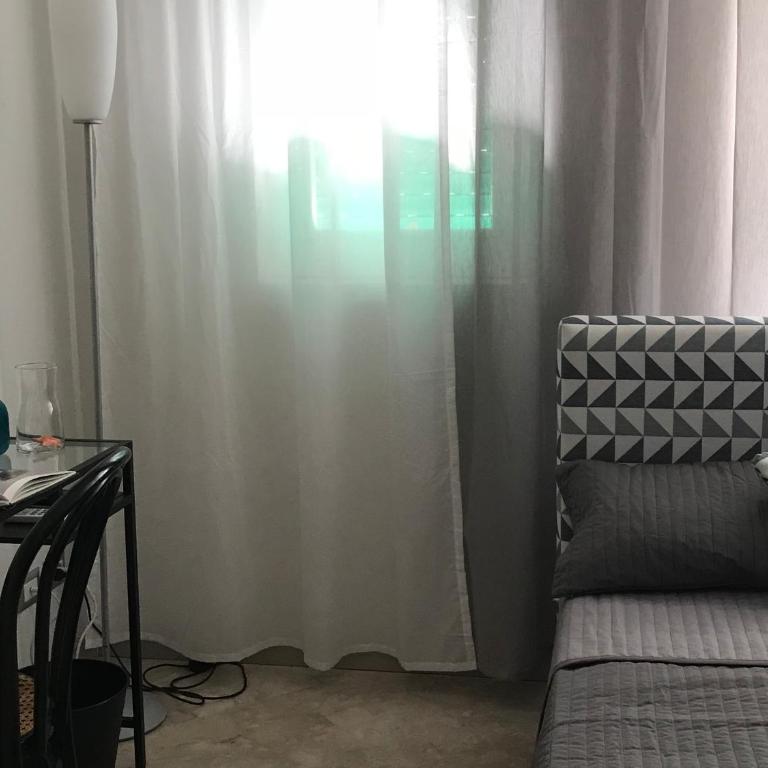 B&B Questa casa non e'un albergo - Single Room with Private External Bathroom - 5