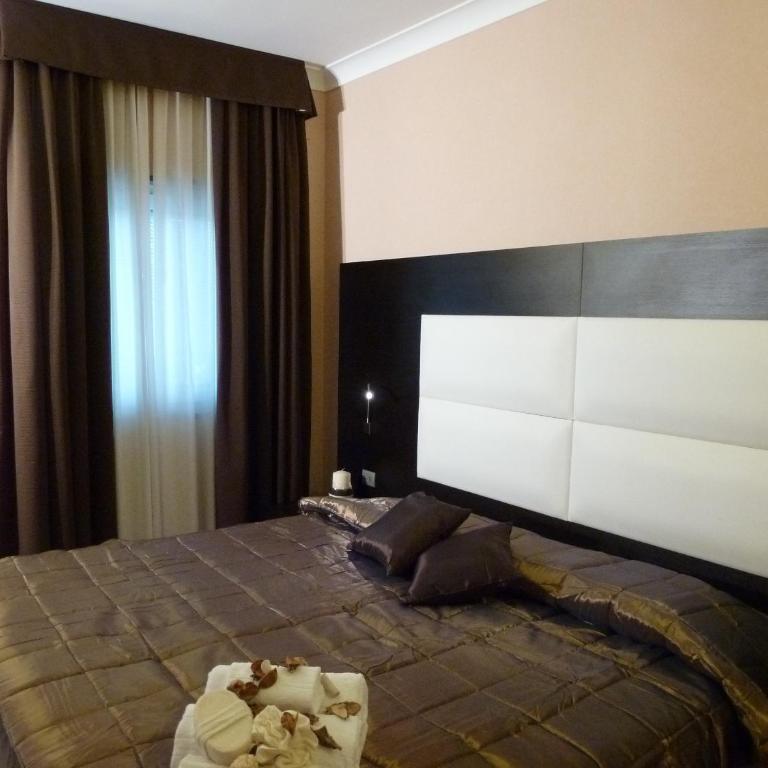 EH Suites Rome Airport Euro House Hotels - Camera Matrimoniale Deluxe - 6