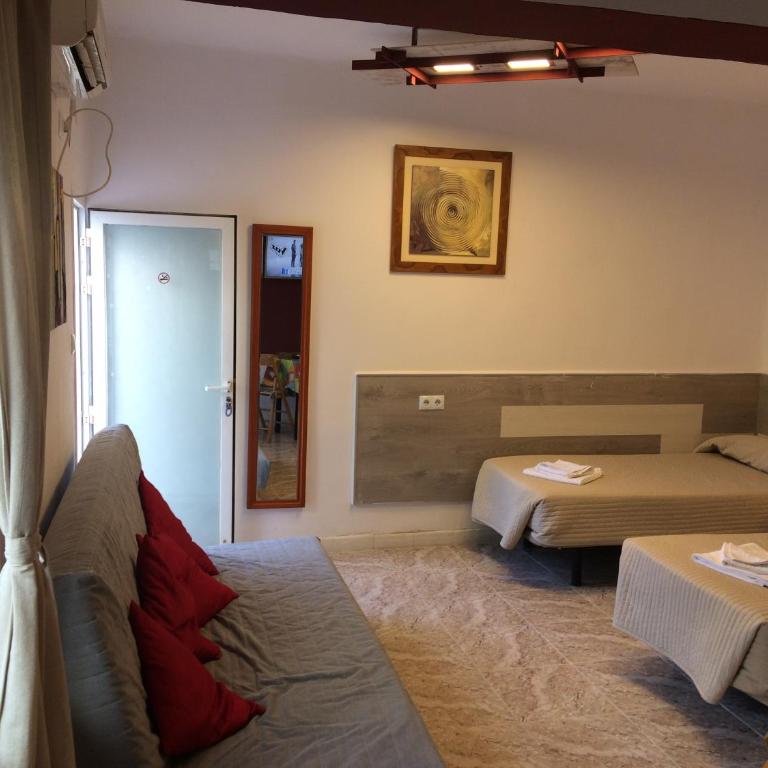 Apartamentos Villa Mar 13 Torremolinos - Three-Bedroom Apartment - 9