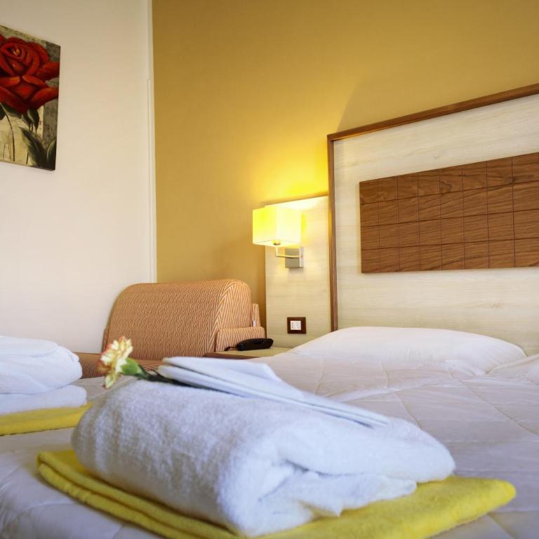 Aria Life Hotel - Camera King con Vista Lago - 3