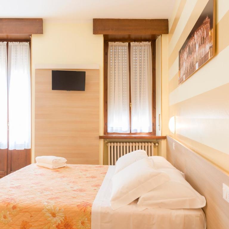 Albergo Trento - Camera Matrimoniale/Doppia con Letti Singoli - 4