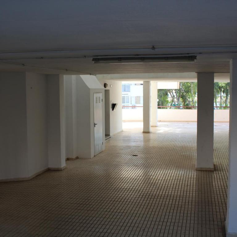 Apartamento con parking gratuito - Apartment - 46