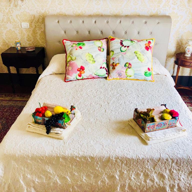 Dimora Umberto - Double Room with Private Bathroom - 11