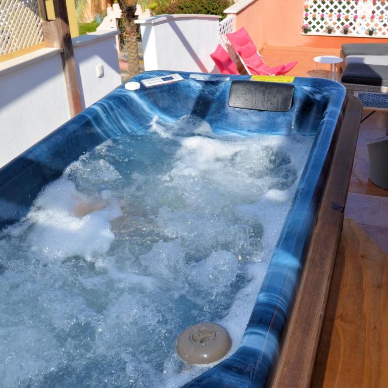 Alan Laguna Beach - private jacuzzi on the terrace ALL YEAR - Apartamento Superior - 35