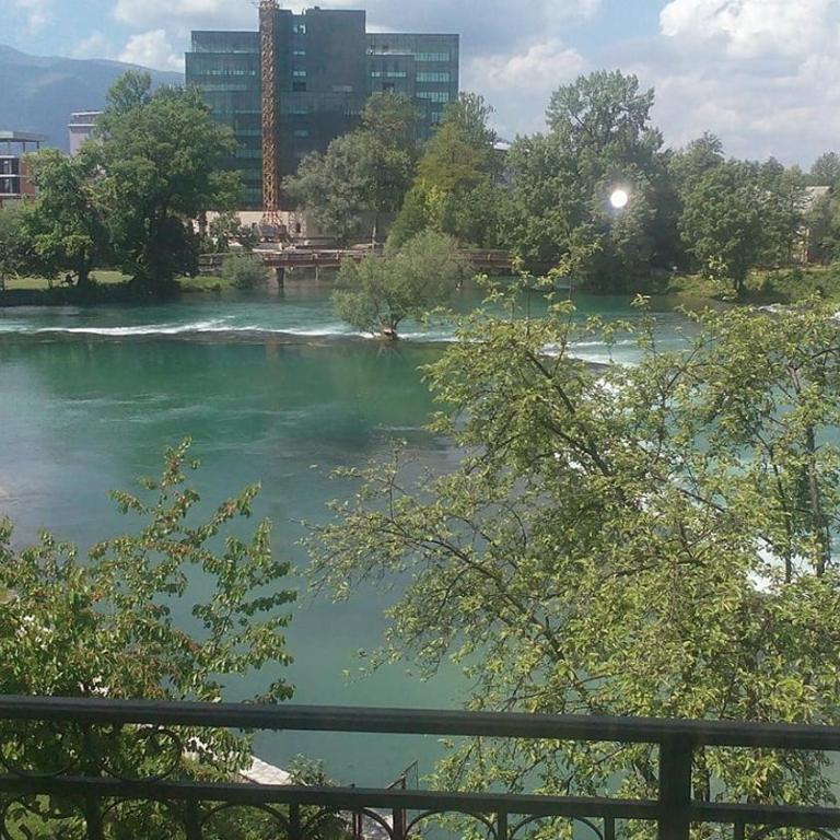Guesthouse Una 1 Bihac - Three-Bedroom Apartment - 37