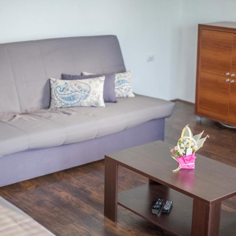 Zeleno srce - Apartment with Balcony - 15