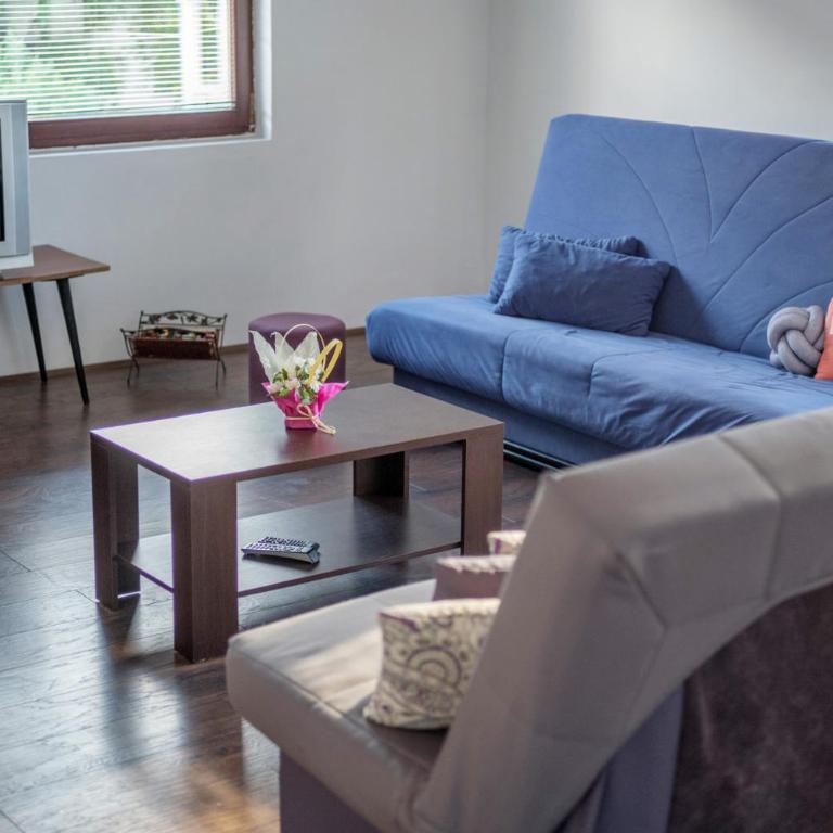 Zeleno srce - Apartment with Balcony - 14