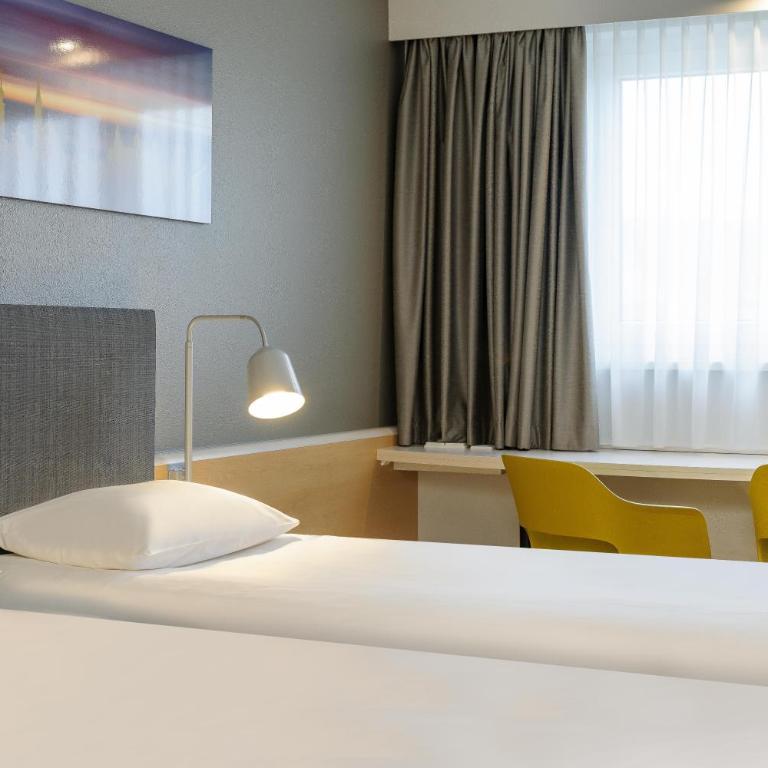 ibis Hotel Würzburg City - Standard Zimmer mit 2 Einzelbetten - 10