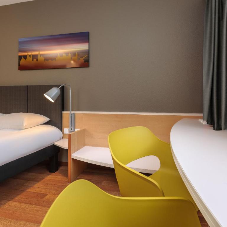 ibis Hotel Würzburg City - Standard Doppelzimmer - 12