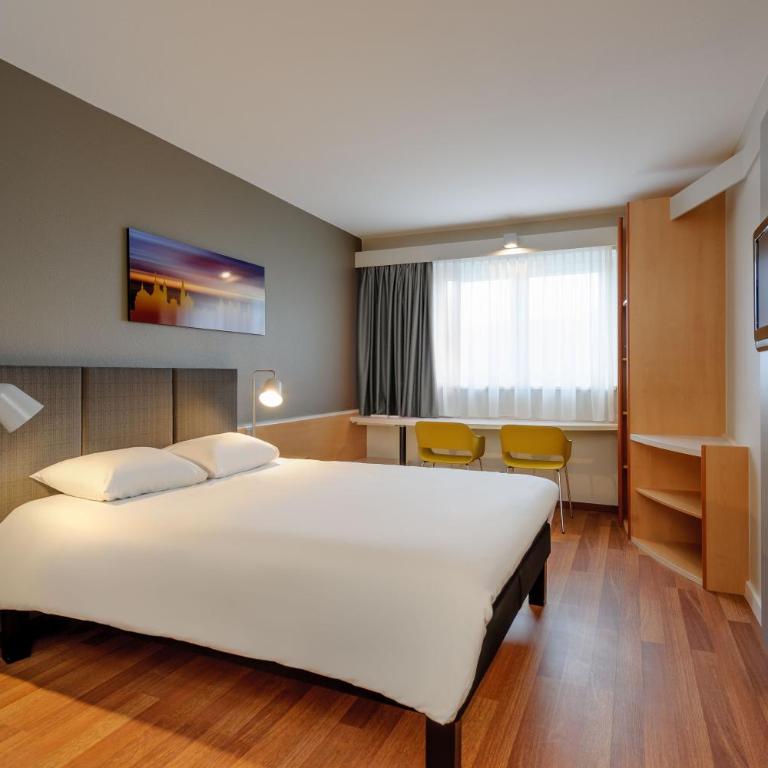 ibis Hotel Würzburg City - Standard Doppelzimmer - 9