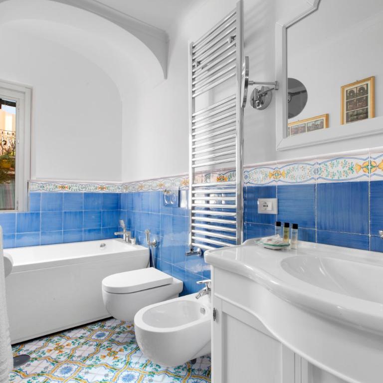 Palazzo delle Grazie - Deluxe Double Room with Bath - 9