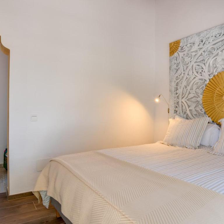 Casa Baliza, adults only - Deluxe Queen Room - 4