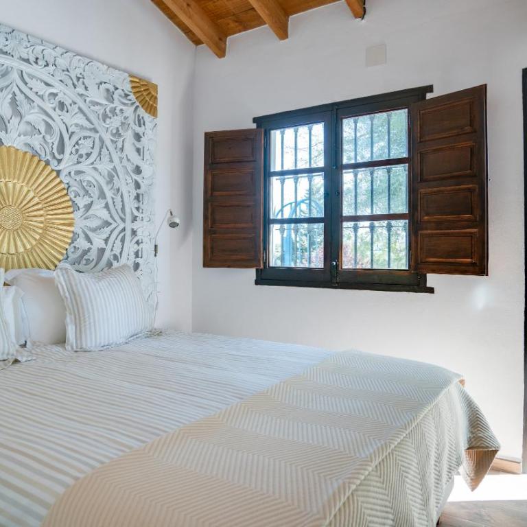 Casa Baliza, adults only - Deluxe Queen Room - 1