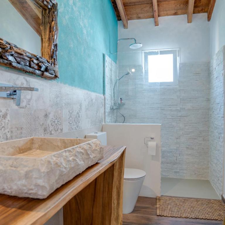 Casa Baliza, adults only - Deluxe Queen Room - 3