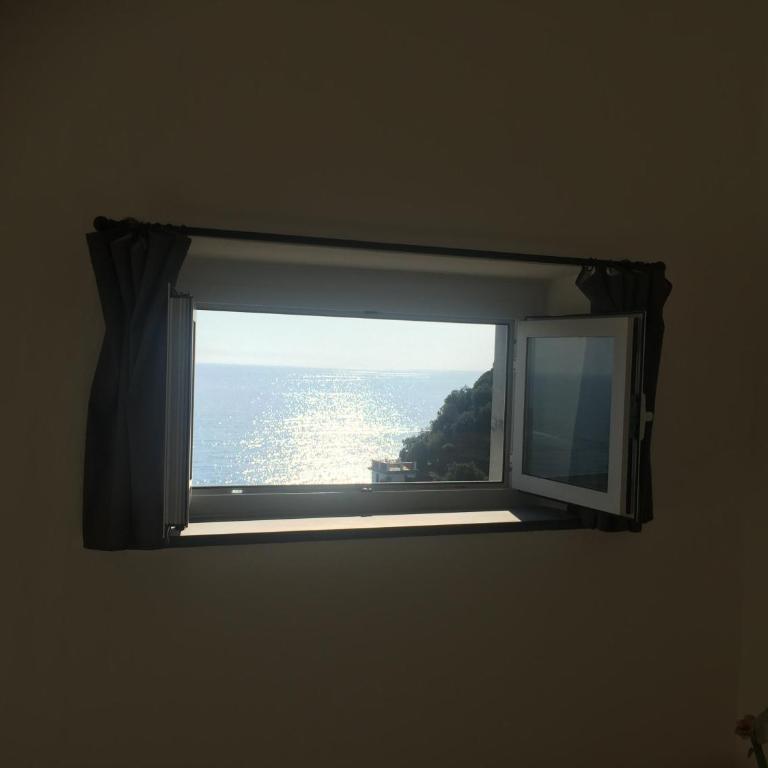 Villa Pecunia - Camera Matrimoniale con Balcone e Vista Mare - 1