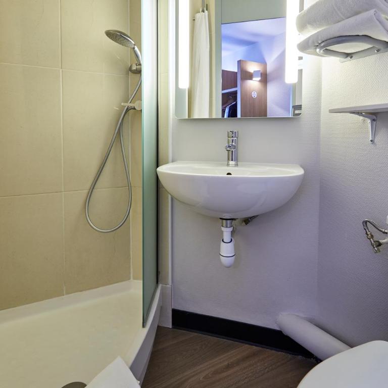 B&B HOTEL Villeneuve Loubet Plage - Chambre Double - 8