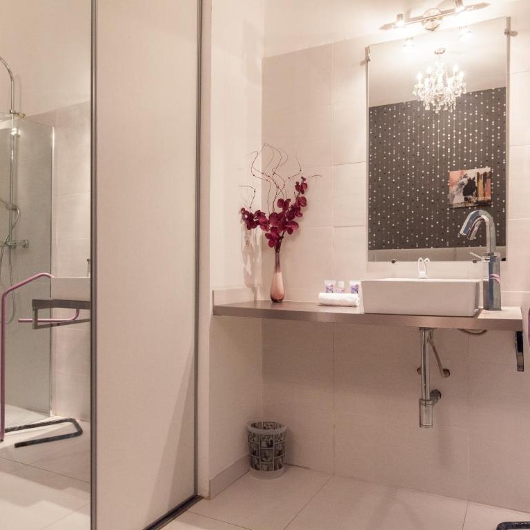 Marylin 2 pièces 3 étoiles, plein coeur de Cannes, 5mn Palais et plages - Appartement - 8