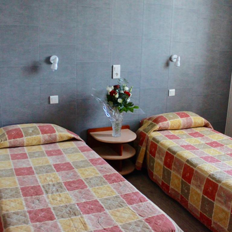 Hôtel Louvre Vincenette - Quadruple Room - 10