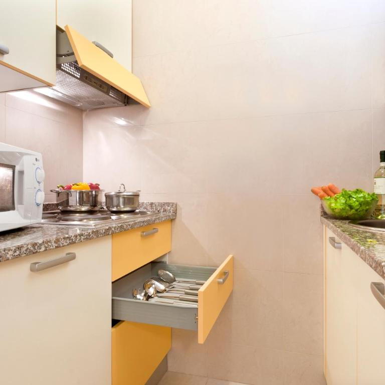 Residence Carl&Do - Appartamento Economy con 1 Camera da Letto (2 Adulti + 1 Bambino) - 1