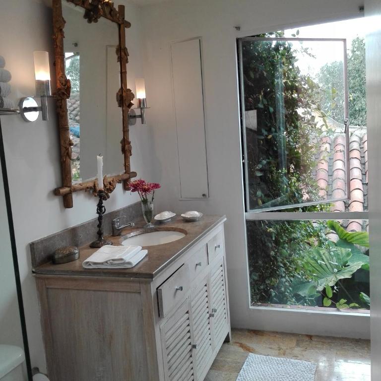 Candelaria House Boutique - Habitación Doble Deluxe con balcón - 2