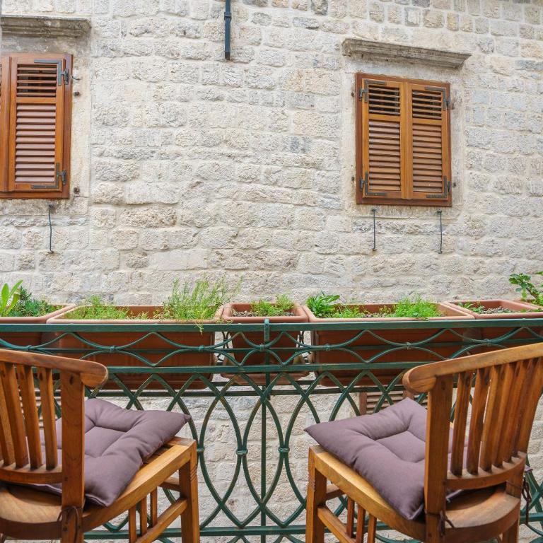 Apartments Wine House Old Town - Studio with Balcony - 2