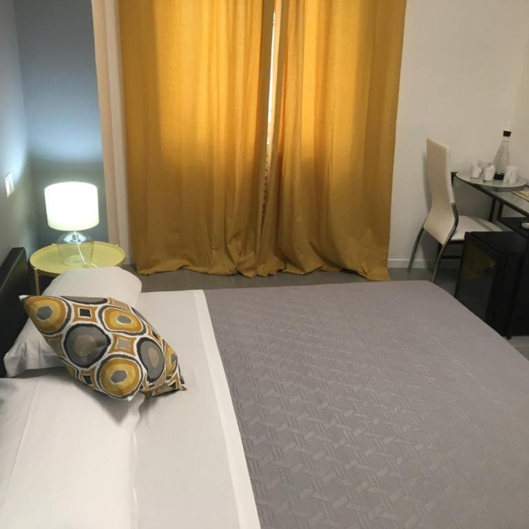 Vatican Central Suites - Camera Matrimoniale con Bagno Privato - 13