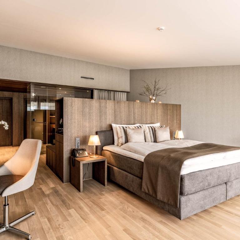 Gasthaus Badhof - Golfhotel - Deluxe Doppelzimmer mit Balkon - 3