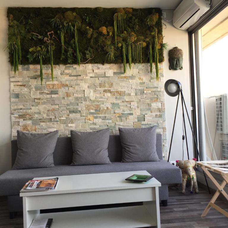 1 Chambre, 1 P'tit dèj', 1 Sourire - Studio avec Lit King-Size et Terrasse - 8