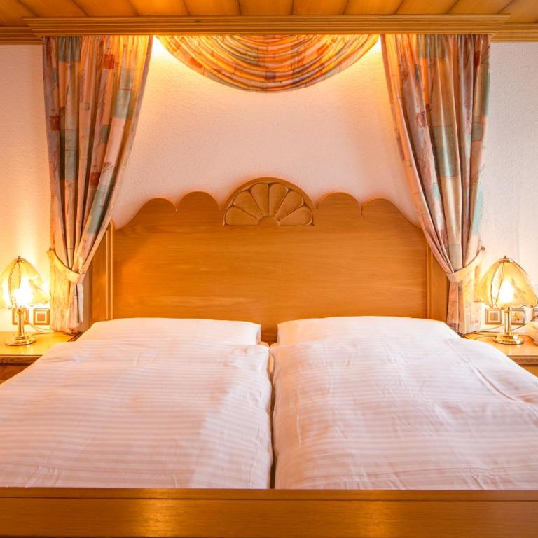 Hotel Olympia - Deluxe Doppelzimmer - 13