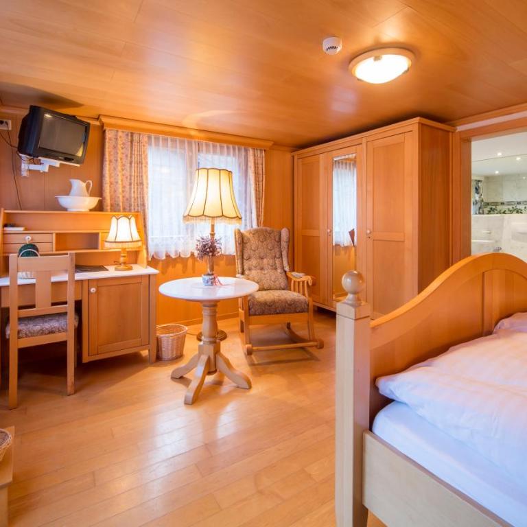 Hotel Olympia - Deluxe Doppelzimmer - 14
