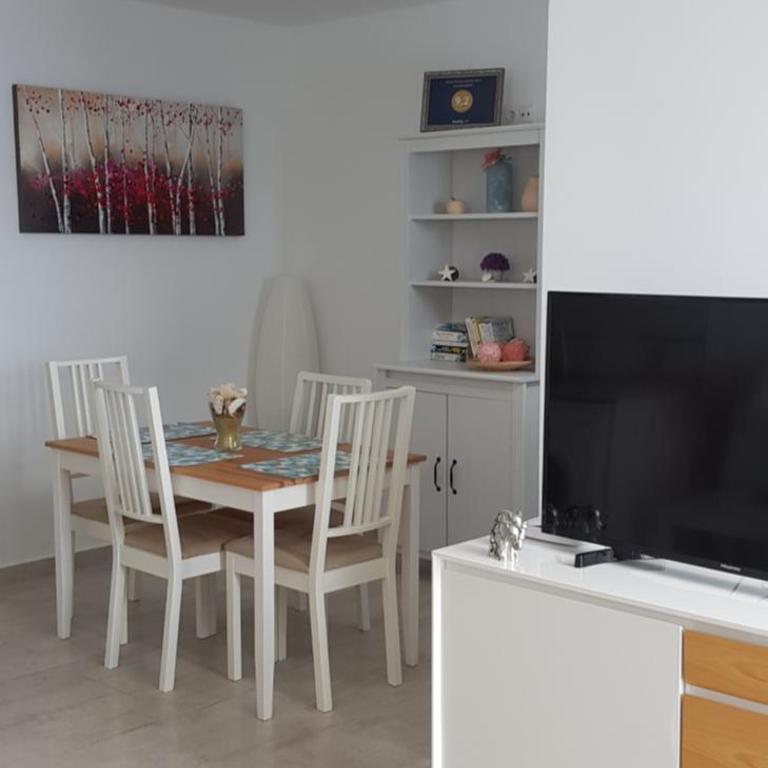 Los Gracioseros Apt 207 - Apartment with Pool View - 21