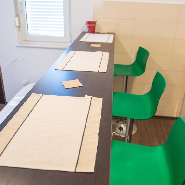 Guesthouse Stari Grad - Studio - 17