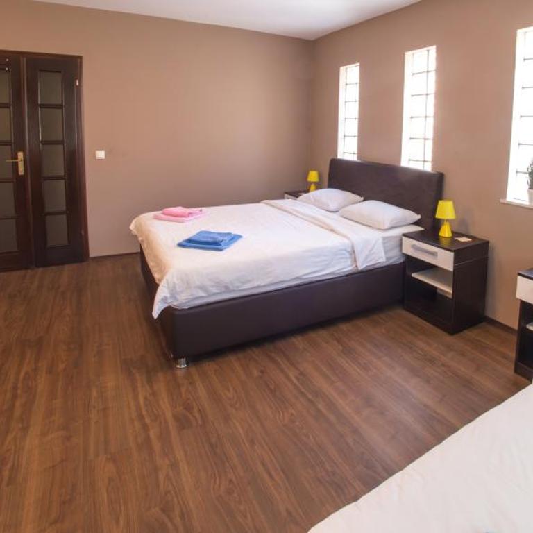 Guesthouse Stari Grad - Studio - 11