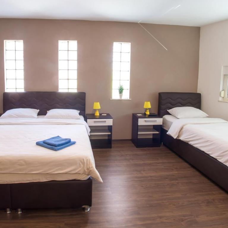 Guesthouse Stari Grad - Studio - 5