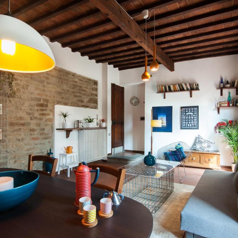 Authentic flat in the city center - Appartamento con Balcone - 2