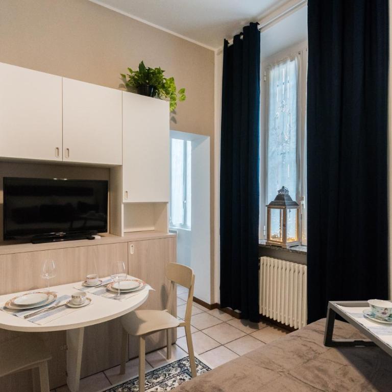 Love & Smile Apartment by Rent All Como - Appartamento - 14