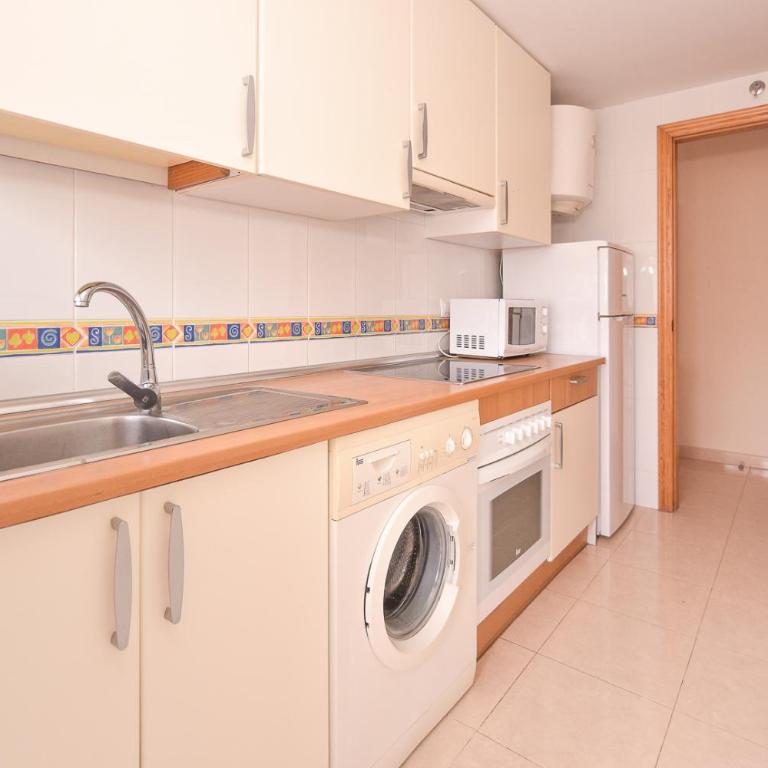 Apartamentos Marblau Peredamar-Julio y Agosto SOLO FAMILIAS - Apartamento de 2 dormitorios (4-5 adultos) - 14