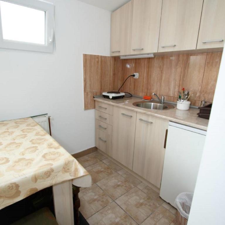 Apartments Lukić - Apartment - Ground Floor - 4