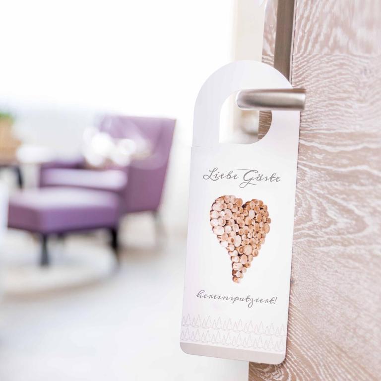 Fichtenwald-Ihr Boutique I Glück`s Hotel - Ihr Kraftort - Wasserwelten Bad Füssing - Premium Doppelzimmer mit Balkon - 4