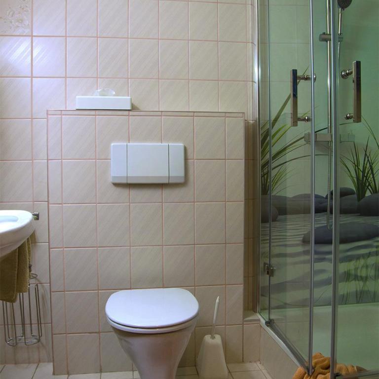 Gästehaus Götz - Doppelzimmer mit Balkon - 20