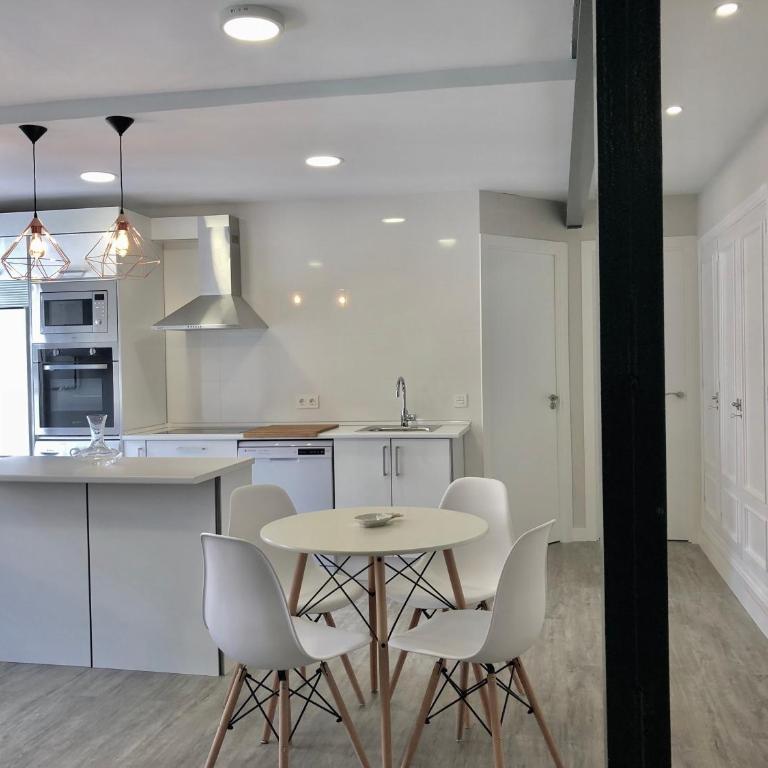 Plaza 5 Apartments Carabanchel - Apartment - 17