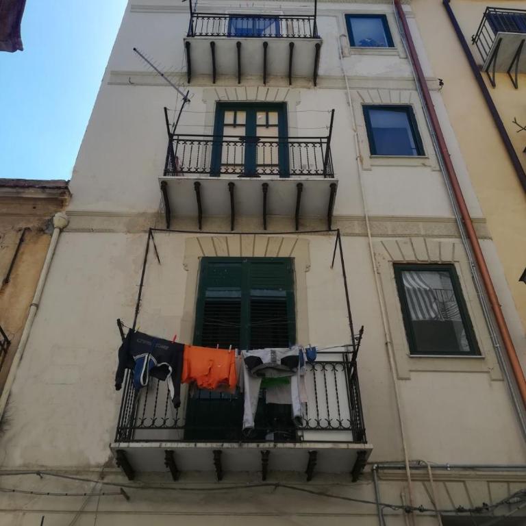 Casa Albergheria - Appartamento con 1 Camera da Letto con Balcone e Vista Città - 22