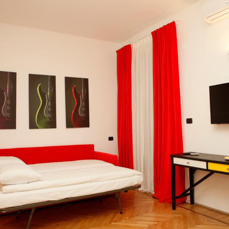 TRNAPT Torino Apartments PORTA SUSA - Studio - 8
