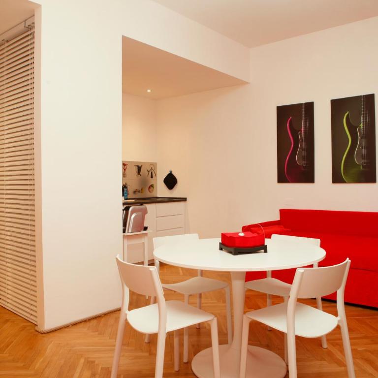 TRNAPT Torino Apartments PORTA SUSA - Studio - 10